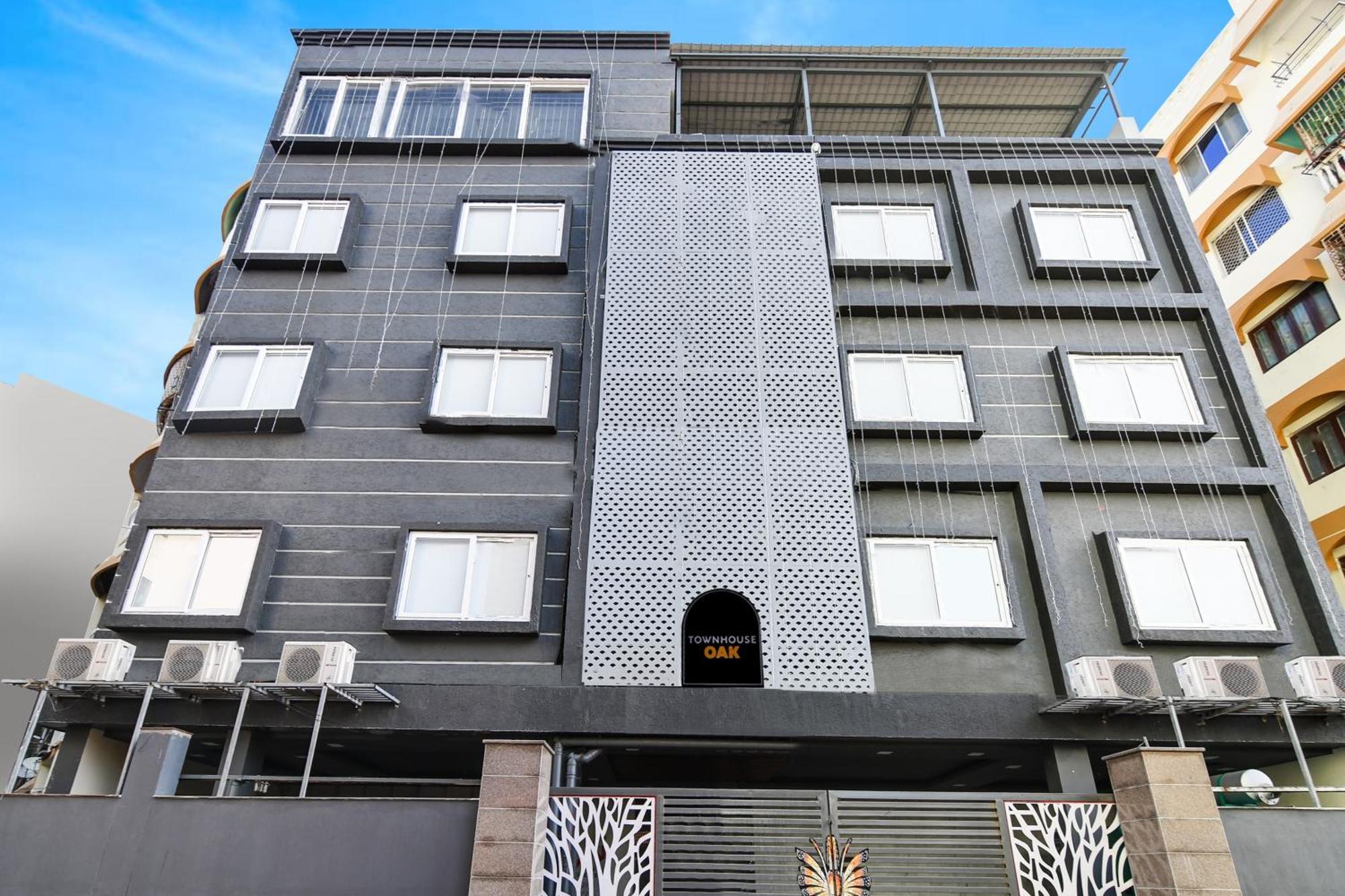 Super Townhouse Oak Sayhallo Ecstasy Bhubaneswar Eksteriør bilde