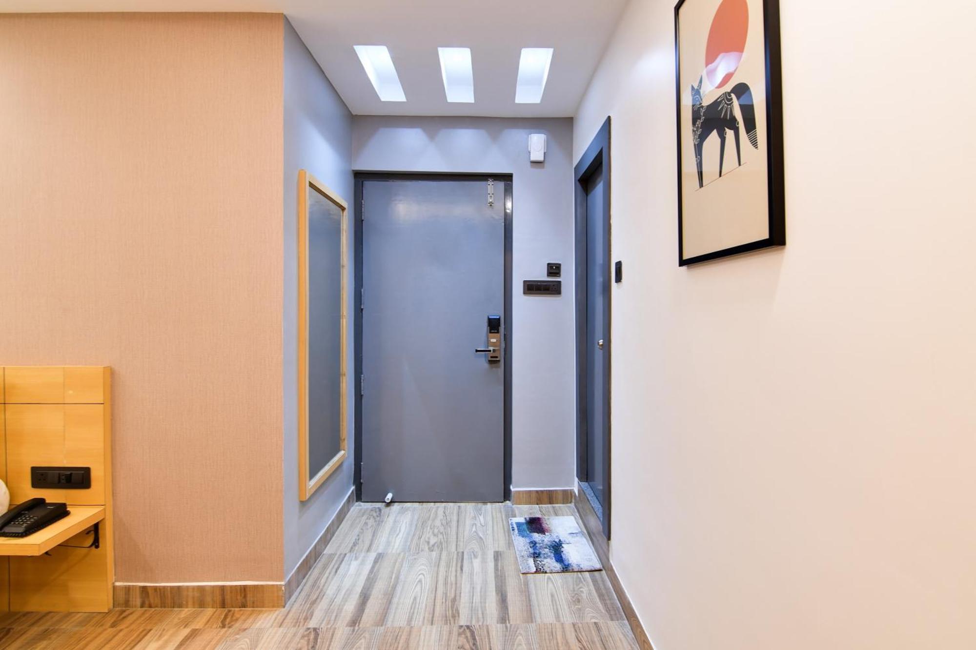 Super Townhouse Oak Sayhallo Ecstasy Bhubaneswar Eksteriør bilde